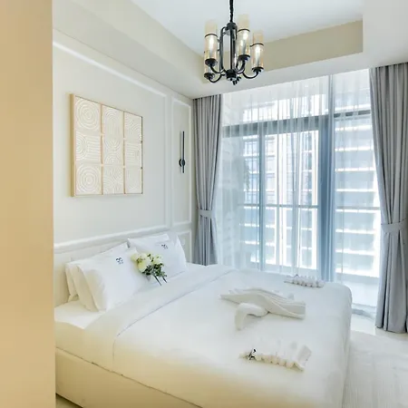 Cozy 1 Bedroom Apartment In Dubai Near Burj Khalifa Exterior photo